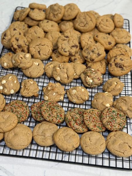 chocolate chip cookies